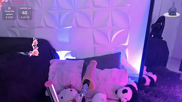 JuliethMoss online show from 10-25-25, 08:36