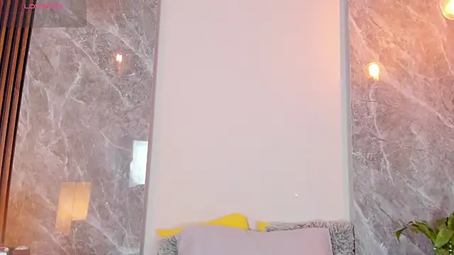 Emma hunter  online show from 10-16-25, 03:51