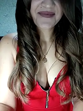 Snapshot of Viola3102 chatting on 10-25-25, 05:51 Viola3102 online show from 10-25-25, 05:51