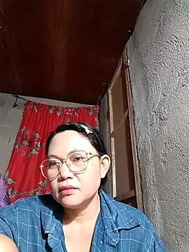 Everleigh mom online show from 10-15-25, 10:15