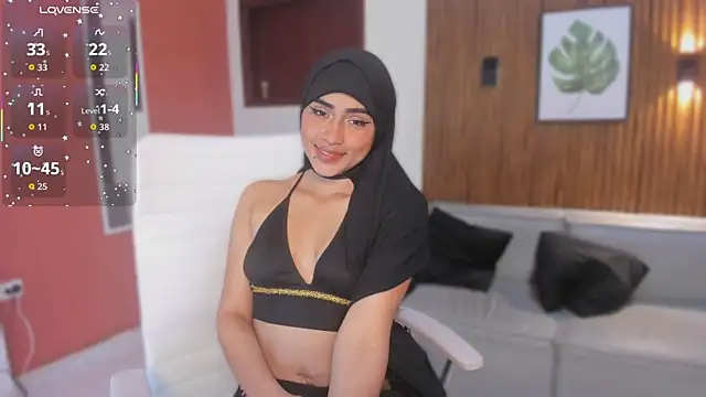 kayla hasab online show from 11-05-25, 03:06