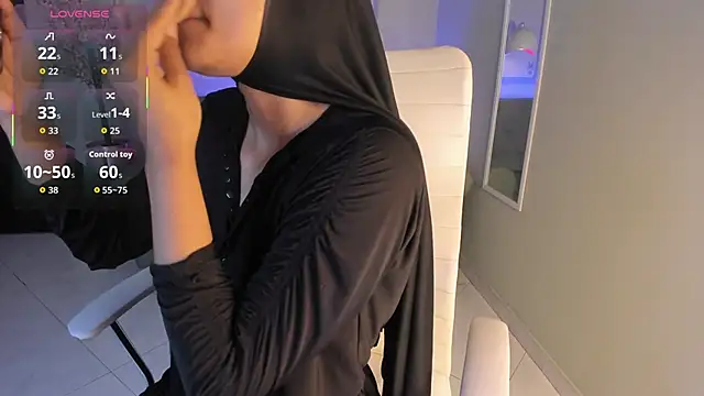 kayla hasab online show from 11-13-25, 01:04