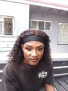 Lsnickykhanyile online show from 02-19-26, 09:27