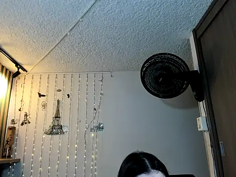 maira tf online show from 11-28-25, 04:26