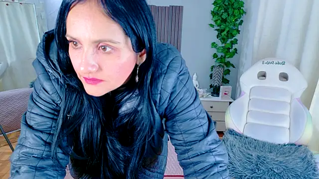 kataleya 29 online show from 11-11-25, 04:07