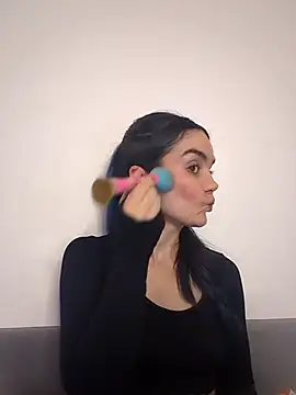 Snapshot of RosieCheexxxxxx chatting on 11-14-25, 04:38 RosieCheexxxxxx online show from 11-14-25, 04:38