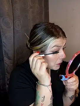 Snapshot of Fernandar2025 chatting on 11-04-25, 11:15 Fernandar2025 online show from 11-04-25, 11:15