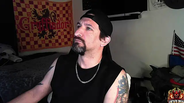 DevilPup75  online show from 09-26-25, 02:15