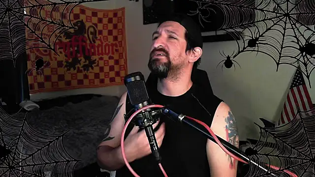 DevilPup75  online show from 10-05-25, 03:43