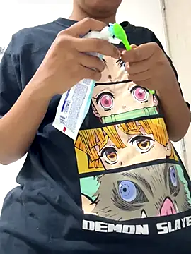 Valen1800 online show from 11-21-25, 01:26