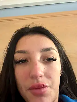 Snapshot of naughtybella05 chatting on 11-10-25, 10:47 naughtybella05 online show from 11-10-25, 10:47