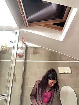 Snapshot of Sora_pasquale chatting on 10-11-25, 08:51 Sora pasquale online show from 10-11-25, 08:51