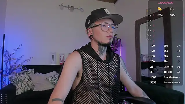 tyler jones  online show from 02-27-26, 01:44