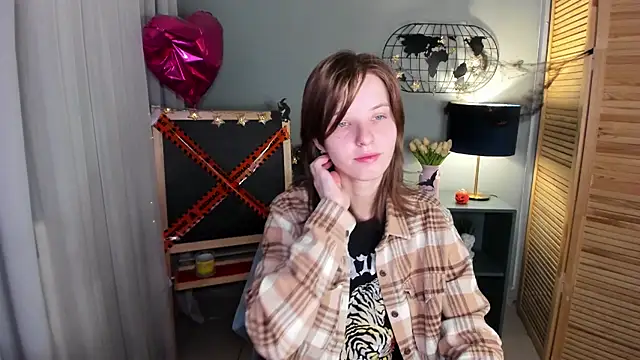 Madelaineses online show from 10-21-25, 09:21