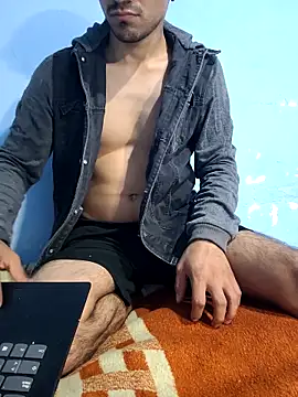 Snapshot of Mirreylatino chatting on 11-13-25, 05:17 Mirreylatino online show from 11-13-25, 05:17