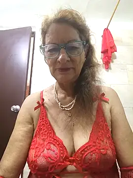 MaryeLunna online show from 11-06-25, 07:04