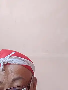 VangLe73 online show from 10-10-25, 01:04