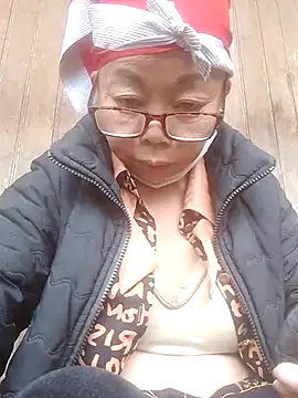 VangLe73 online show from 11-13-25, 03:49