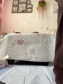 Snapshot of Alicia066 chatting on 11-24-25, 04:45 Alicia066 online show from 11-24-25, 04:45