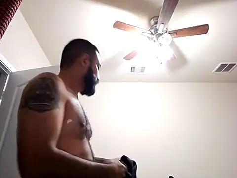 Lb228w online show from 09-22-25, 04:25