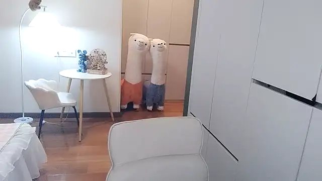 Snapshot of XiaoAnQi chatting on 10-09-25, 12:36 XiaoAnQi online show from 10-09-25, 12:36