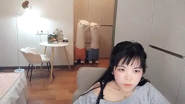 Snapshot of XiaoAnQi chatting on 10-16-25, 01:01 XiaoAnQi online show from 10-16-25, 01:01