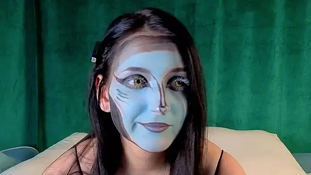 Snapshot of FalineBeacher chatting on 10-11-25, 02:15 FalineBeacher online show from 10-11-25, 02:15