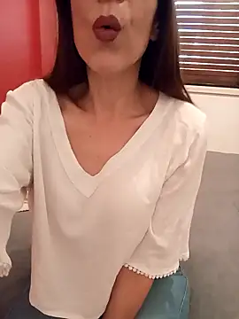 Esmeralda passion online show from 10-20-25, 11:43