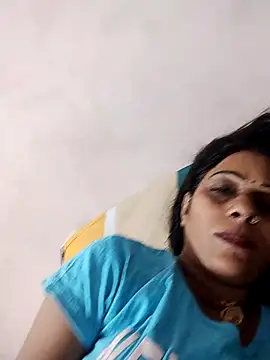 Soniya Roy online show from 09-17-25, 08:27