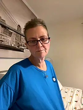 Curvy-Jinx online show from 10-12-25, 05:12