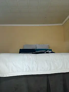 BellsStyles online show from 01-08-26, 03:36