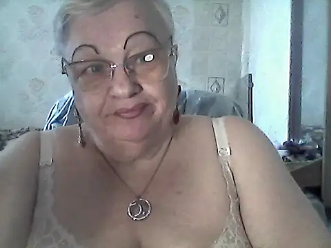 NatalieNorth online show from 09-21-25, 10:50