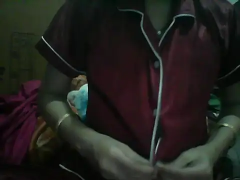 Snapshot of sakshi5533 chatting on 03-07-26, 12:57 sakshi5533 online show from 03-07-26, 12:57