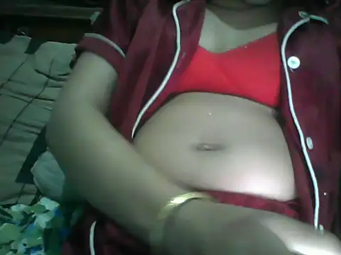 Snapshot of sakshi5533 chatting on 03-09-26, 01:26 sakshi5533 online show from 03-09-26, 01:26