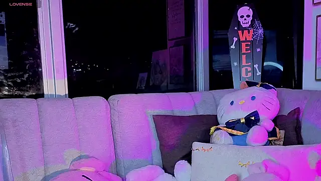 Melody-chers online show from 10-31-25, 02:45