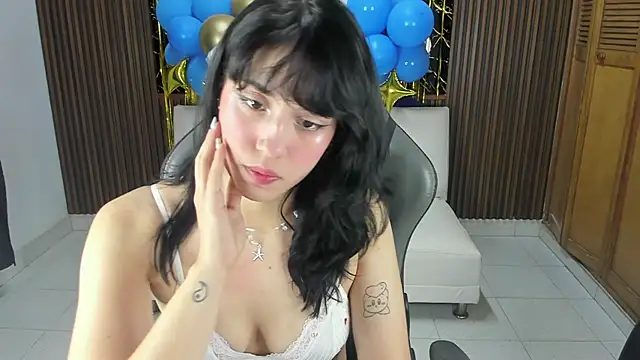 Anna17  online show from 10-20-25, 10:59