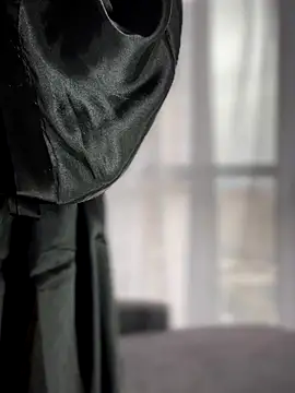 Sofi Leal online show from 11-06-25, 11:55