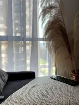 Sofi Leal online show from 11-27-25, 12:51