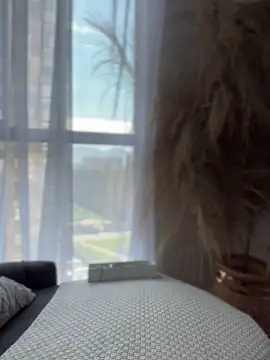 Sofi Leal online show from 11-29-25, 01:03