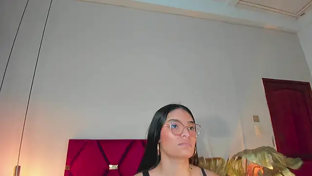 LunaAspen  online show from 11-11-25, 05:46