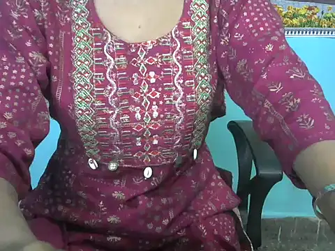 Lovely bhabhi143 online show from 04-10-26, 05:56