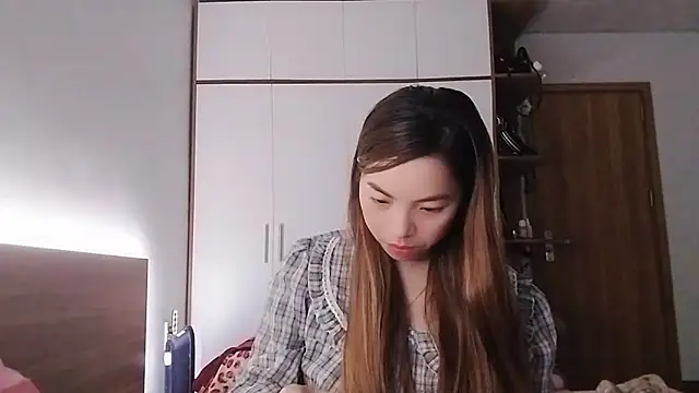 Snapshot of Bree039 chatting on 11-01-25, 07:05 Bree039 online show from 11-01-25, 07:05