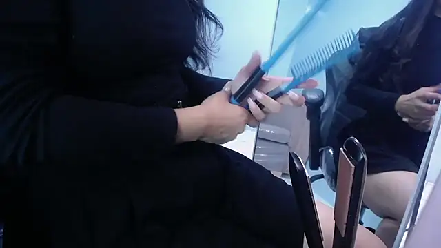 Snapshot of victoria_hernandez_t_ chatting on 11-01-25, 01:02 victoria hernandez t online show from 11-01-25, 01:02