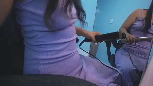 Snapshot of victoria_hernandez_t_ chatting on 11-13-25, 12:59 victoria hernandez t online show from 11-13-25, 12:59