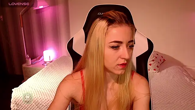 space danger online show from 12-22-25, 04:42