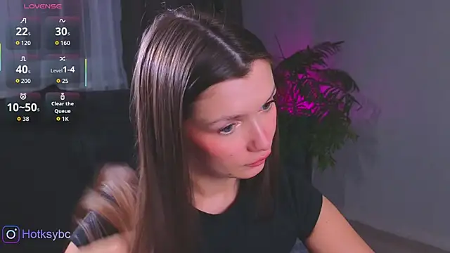 Snapshot of Hot_ksy chatting on 10-14-25, 09:37 Hot ksy online show from 10-14-25, 09:37