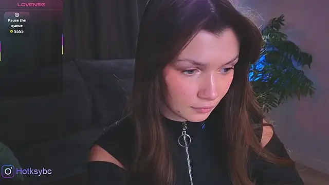 Snapshot of Hot_ksy chatting on 10-29-25, 10:22 Hot ksy online show from 10-29-25, 10:22