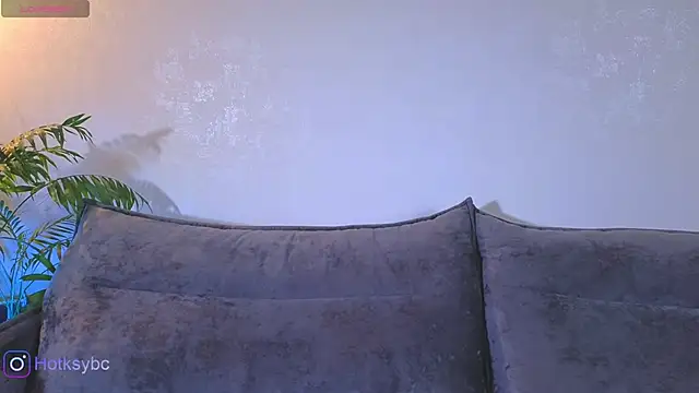 Snapshot of Hot_ksy chatting on 11-16-25, 12:11 Hot ksy online show from 11-16-25, 12:11