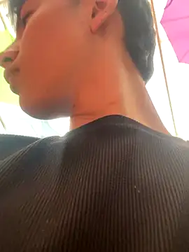 Snapshot of AlexanderCollman chatting on 11-05-25, 09:26 AlexanderCollman online show from 11-05-25, 09:26