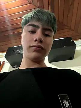 Snapshot of AlexanderCollman chatting on 11-16-25, 06:19 AlexanderCollman online show from 11-16-25, 06:19